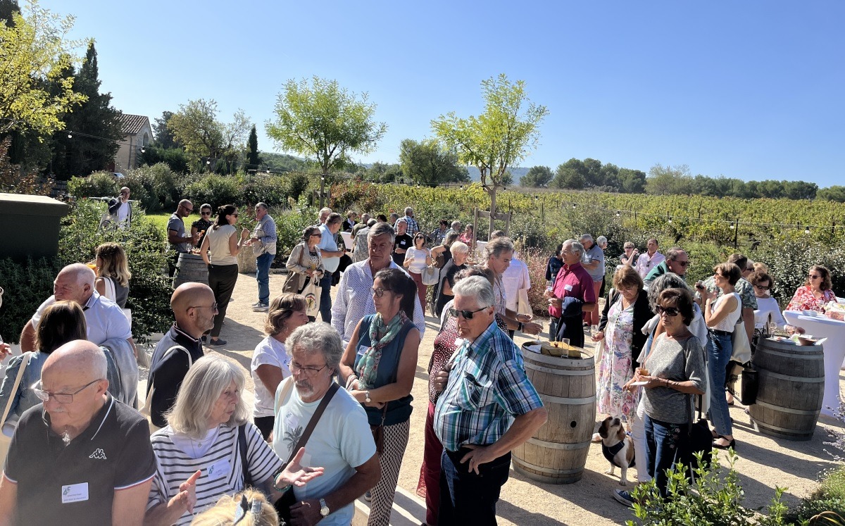 Les propriétaires de Gîtes de France Bouches-du-Rhône se retrouvait cet automne pour fêter les 45 ans de la fédération dans le département. DR : Bleu tomate